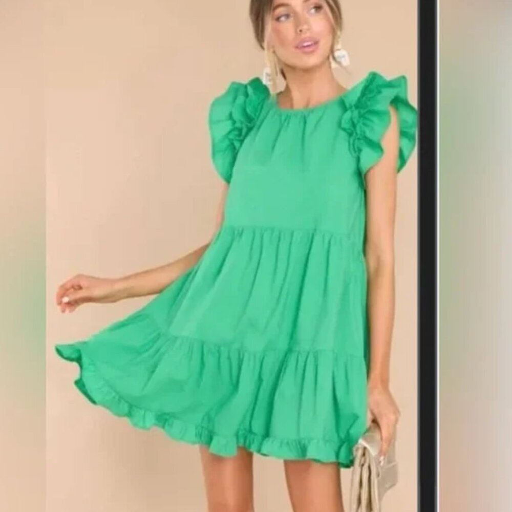 &Merci kelly green ruffle tiered puff sleeve